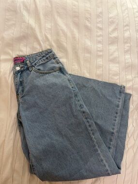 Edikted Light Blue Wide-Leg High-Waist Jeans